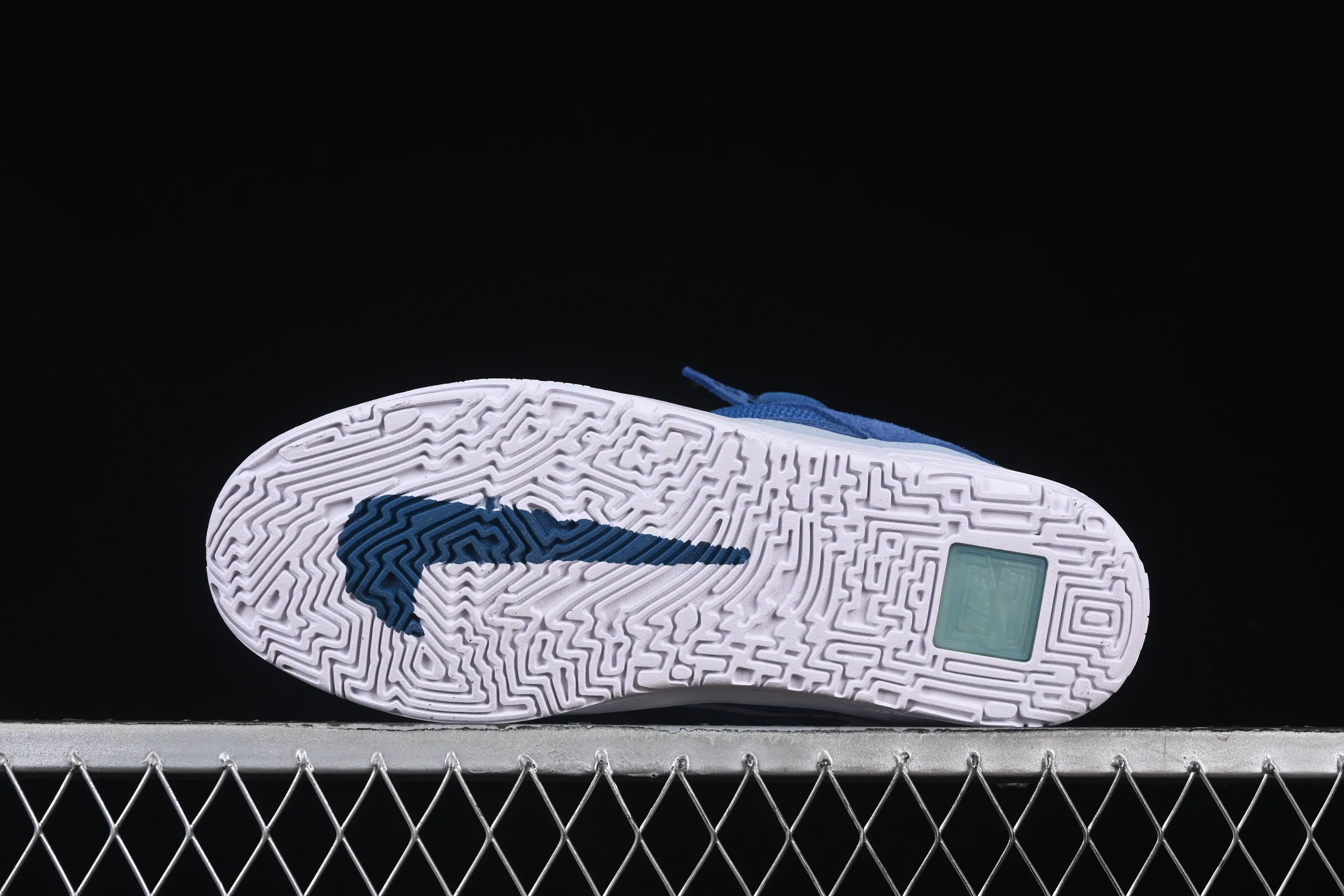 All categories Nk SB Dunk series Nk SB Dunk Low low-top sneakers Nk SB Day One Nike low-top casual sneakers FN4210-400